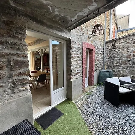 Maison Typique Granvillaise A Pied Patio & Ping Pong Animaux Bienvenus Ferienhaus *