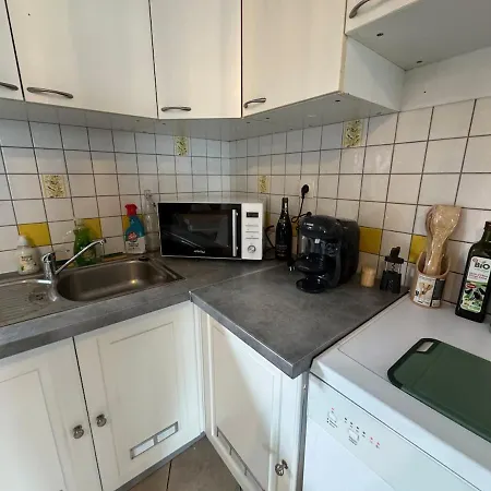 Ferienhaus Maison Typique Granvillaise A Pied Patio & Ping Pong Animaux Bienvenus Granville