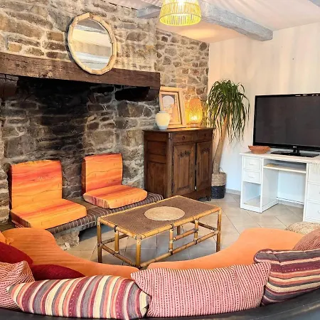 Maison Typique Granvillaise A Pied Patio & Ping Pong Animaux Bienvenus * Granville