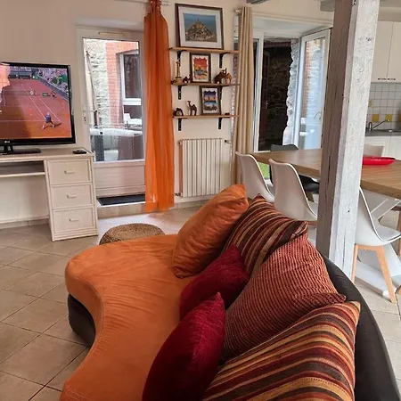Maison Typique Granvillaise A Pied Patio & Ping Pong Animaux Bienvenus Granville