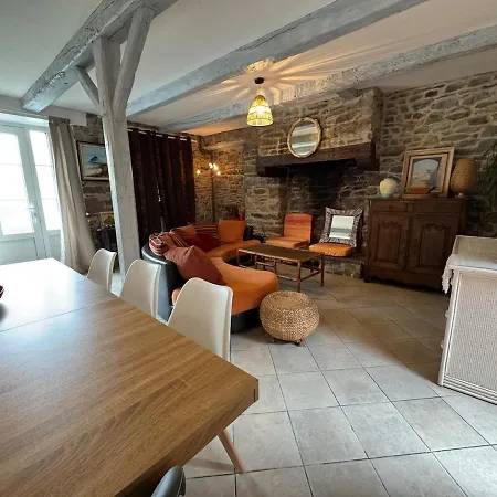 Maison Typique Granvillaise A Pied Patio & Ping Pong Animaux Bienvenus *