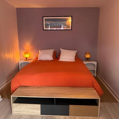 Ferienhaus Maison Typique Granvillaise A Pied Patio & Ping Pong Animaux Bienvenus