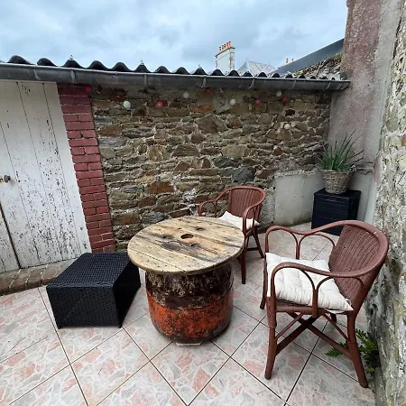 Ferienhaus Maison Typique Granvillaise A Pied Patio & Ping Pong Animaux Bienvenus *